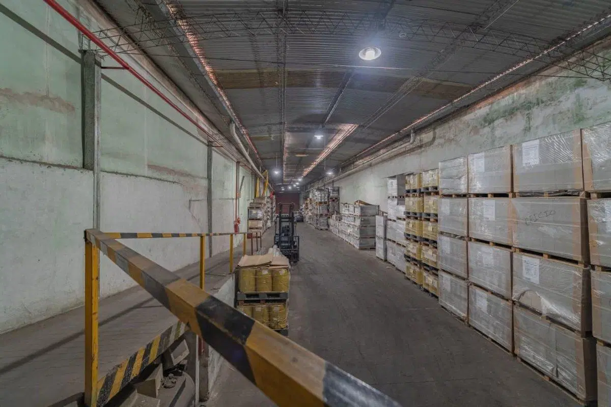 UNICO EN CABA 3 DEPOSITOS / TERRENOS unificados 2