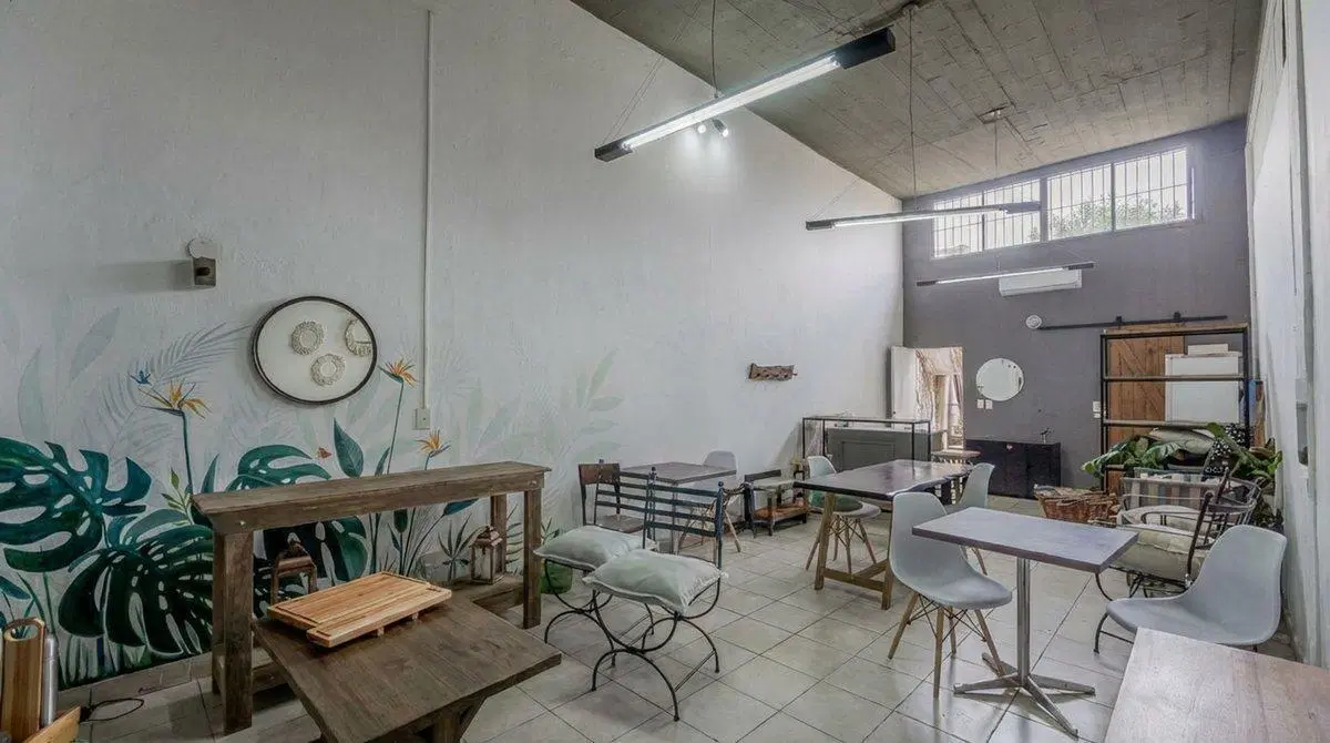 Lote de 318 m² con 4 locales en Tigre 2