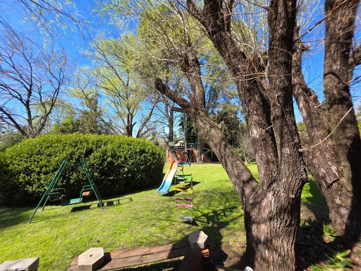 VENTA CASA 5 AMB BARRIO PARQUE LA VERDAD GRAN LOTE 5