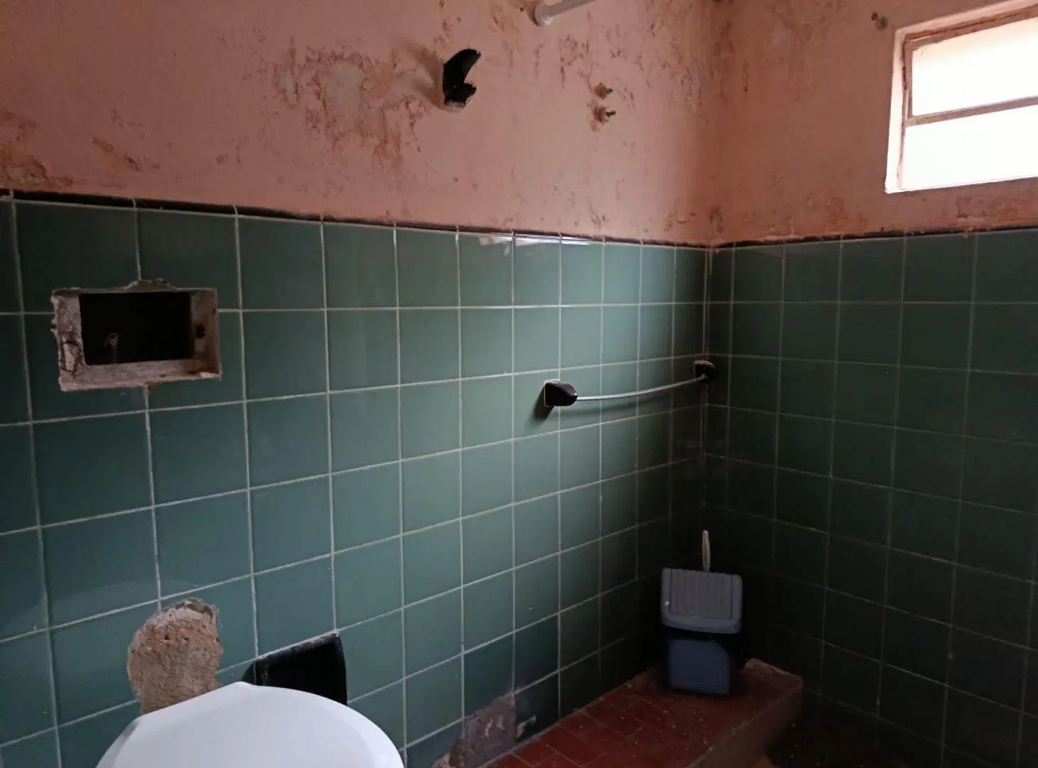 VENTA CASA 3 AMB. + DEPTO. 2 AMB A REFACCIONAR! 2
