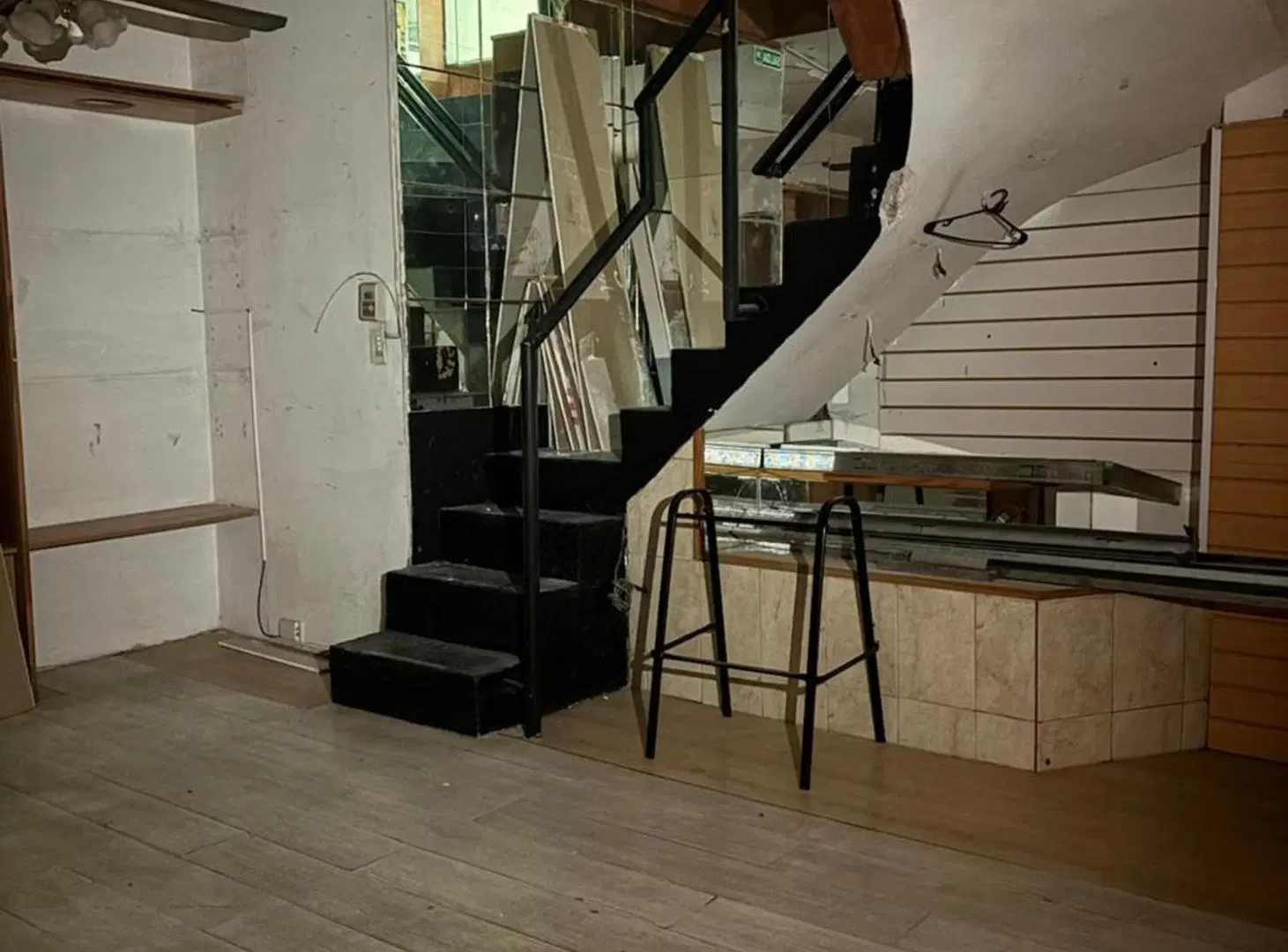 LOCAL COMERCIAL EN ALQUILER – FLORIDA 670, RETIRO 5