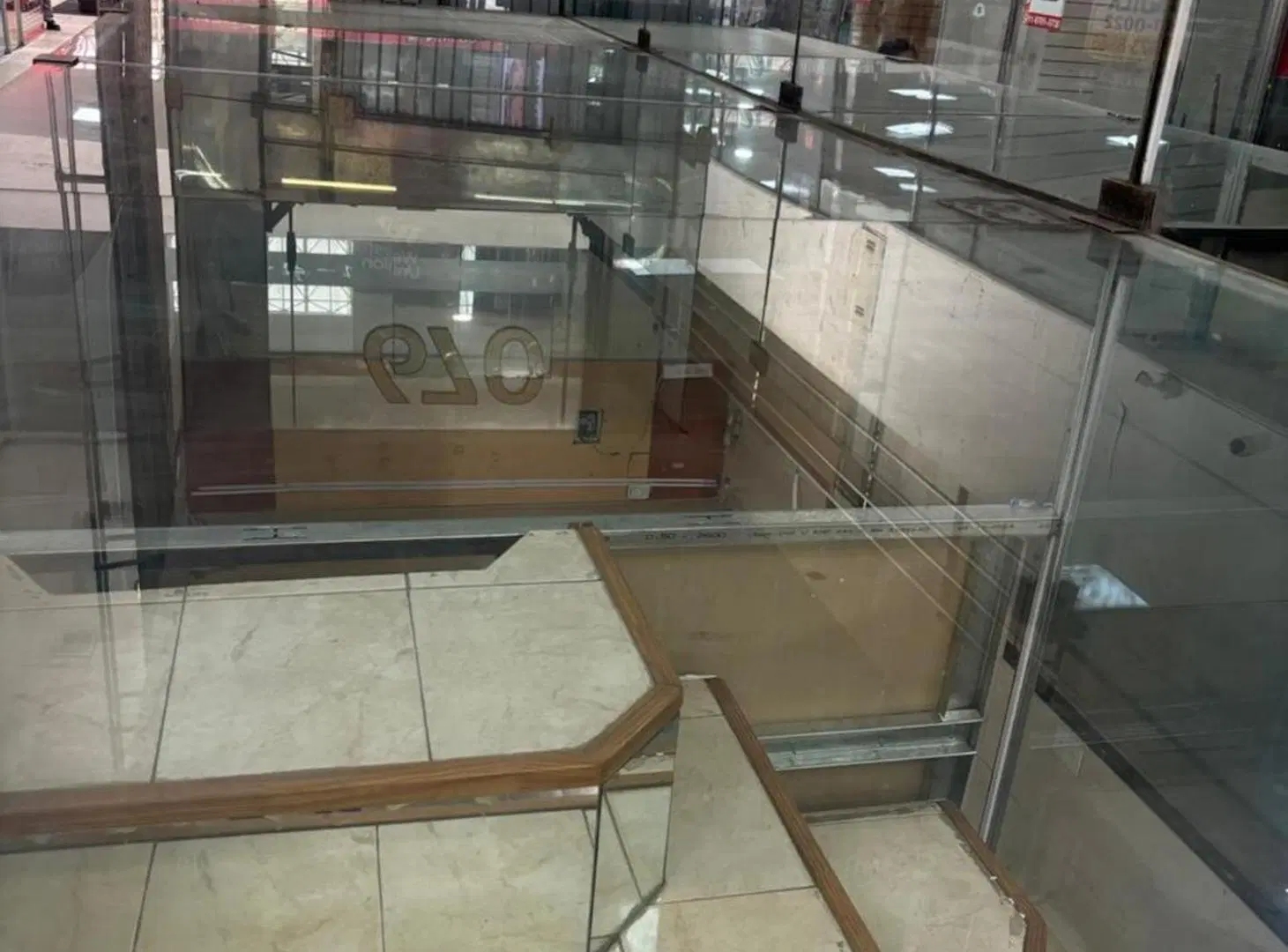 LOCAL COMERCIAL EN ALQUILER – FLORIDA 670, RETIRO 2
