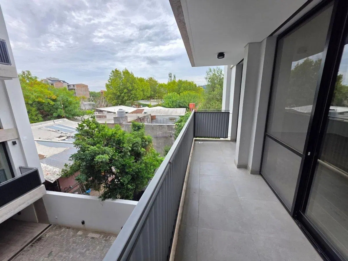 ALQUILER DEPTO MONOAMBIENTE TIGRE COCHERA JACUZZI 2