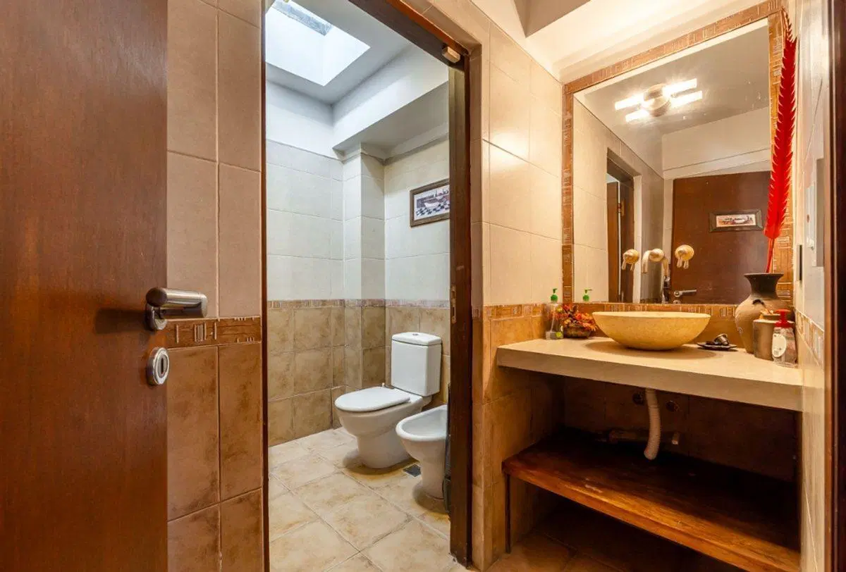 CASA 5 AMB. VENTA EN TIGRE, RAPIDA SALIDA A ACCESO 2