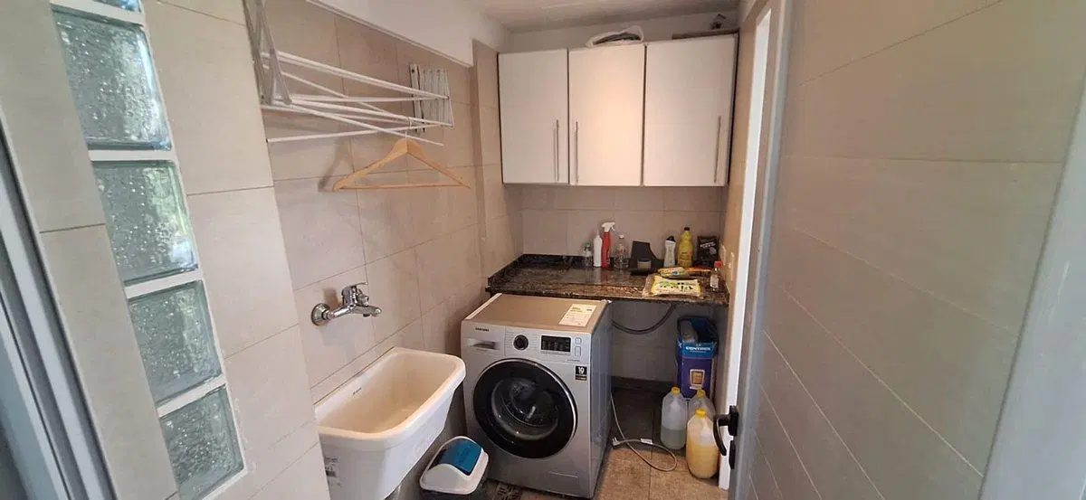 CASA 3 DORM EN VENTA JARDIN PILETA MUELLE AL AGUA 2