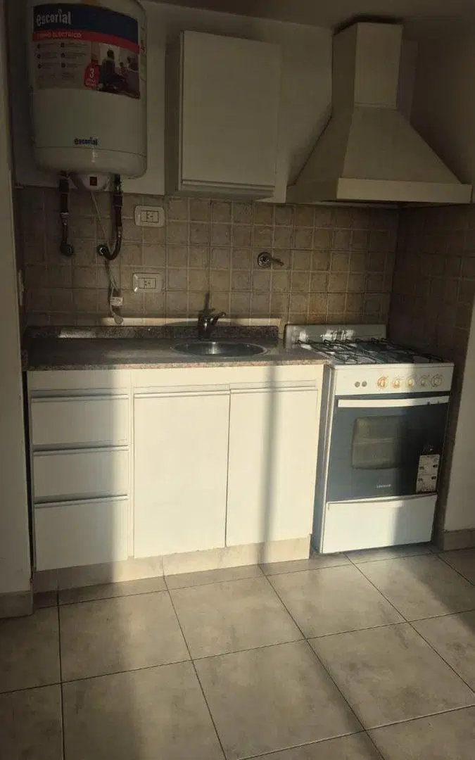 DEPTO MONOAMBIENTE EN VENTA EN MORÓN 8