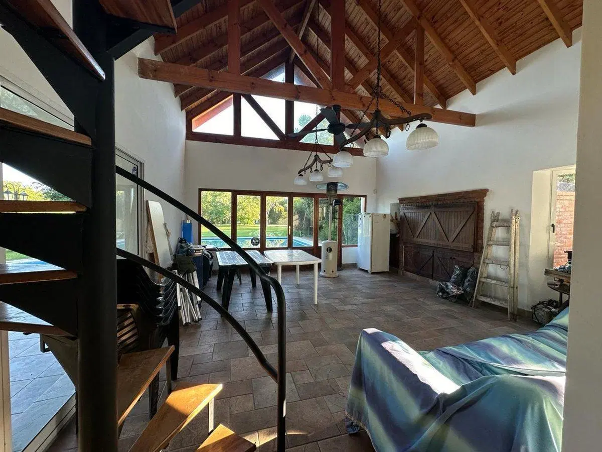CASA VENTA 4 DORMITORIOS PLAY ROOM PILE JACUZZI 4