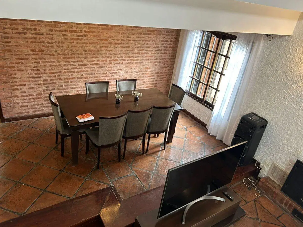 Casa 4 amb VENTA en Ituzaingó C/parque y pileta 3