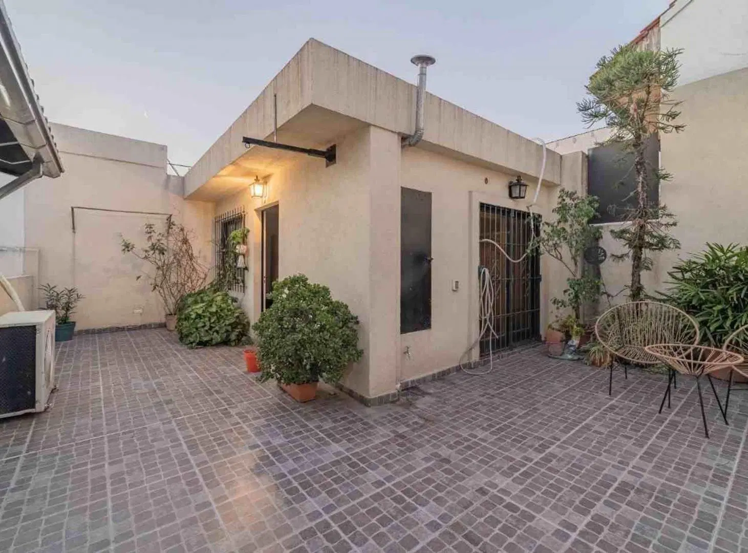 PH ÚNICO 3 pisos VENTA Terraza/Quincho/Cuarto ind 5