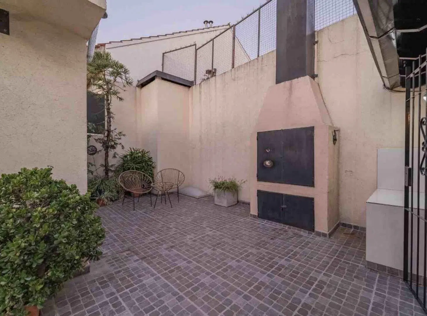 PH ÚNICO 3 pisos VENTA Terraza/Quincho/Cuarto ind 2