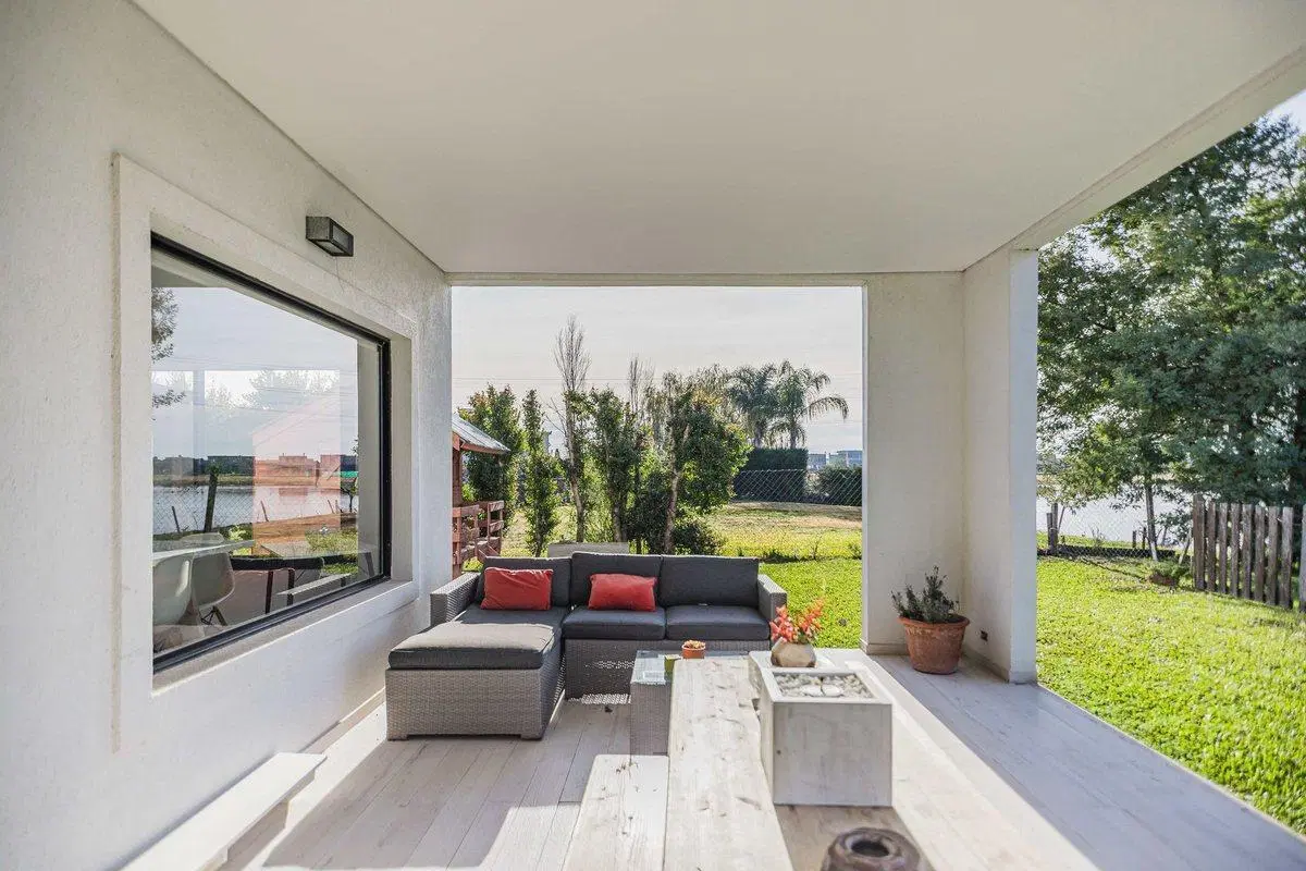 CASA UNA PLANTA ALQUILER Bo S FRANCISCO AL AGUA 2