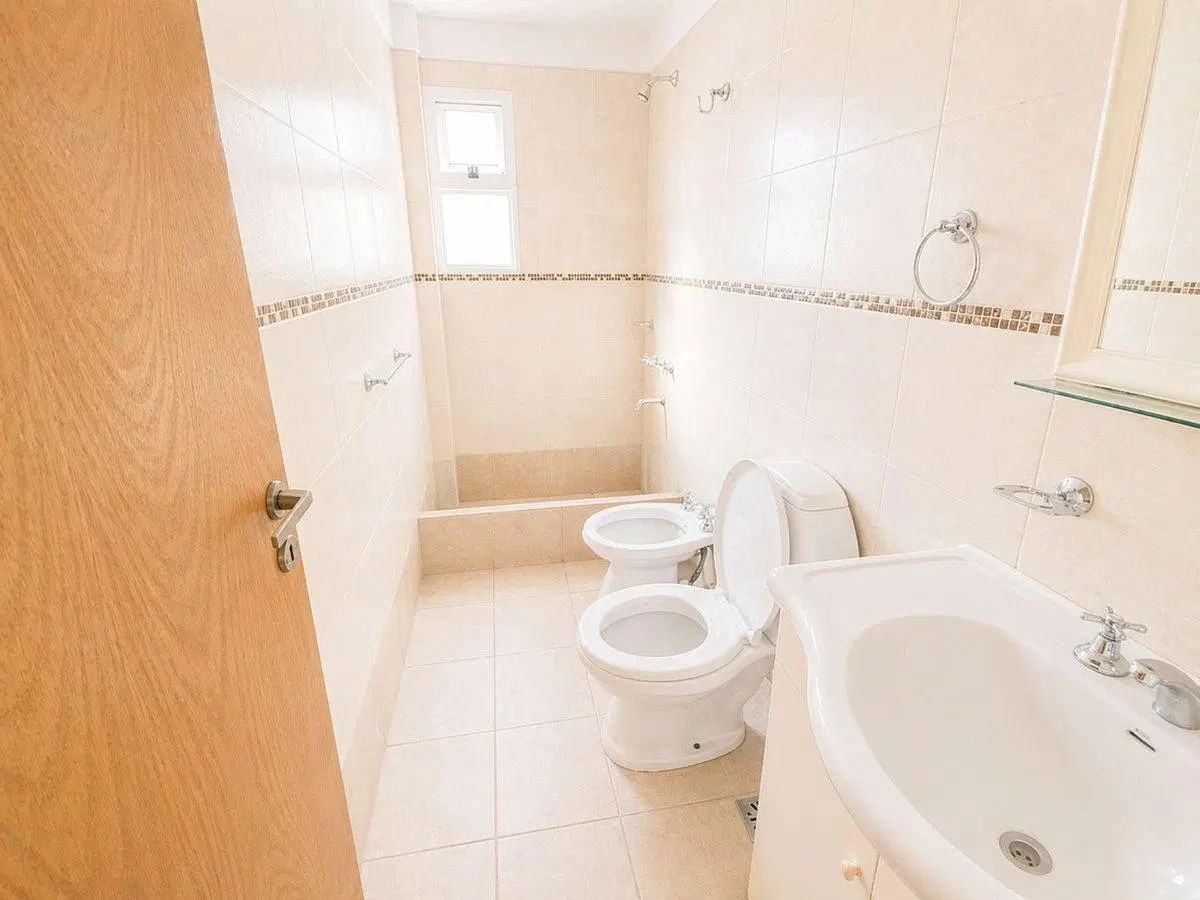 DEPTO 2 AMB EN VENTA EN CASEROS C/BALCON APTO CRED 2