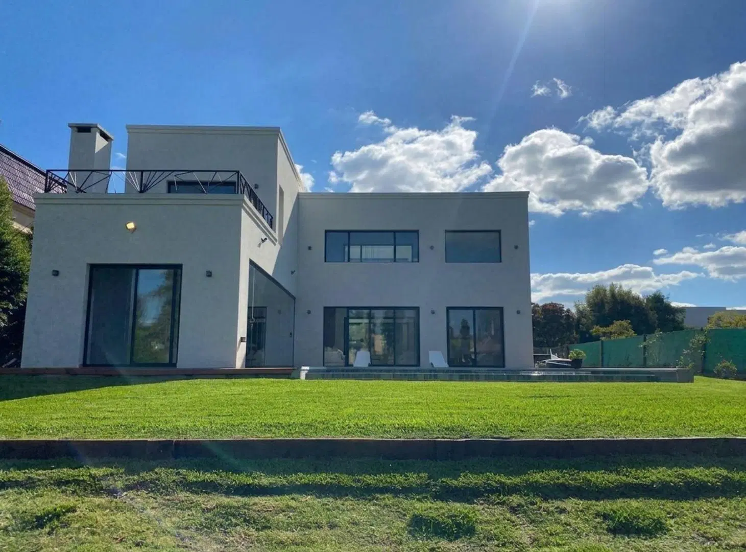 Casa 4 dorm. en Venta en Barrio San Benito al río 4