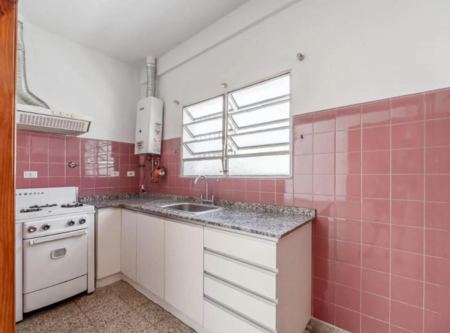OPORTUNIDAD! CASA TIPO PH 3 AMB.  APTO A CRÉDITO 5