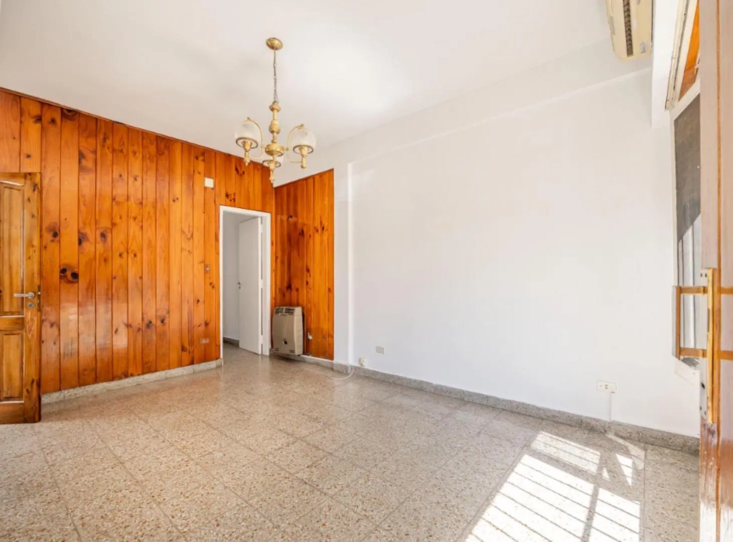 OPORTUNIDAD! CASA TIPO PH 3 AMB.  APTO A CRÉDITO 2