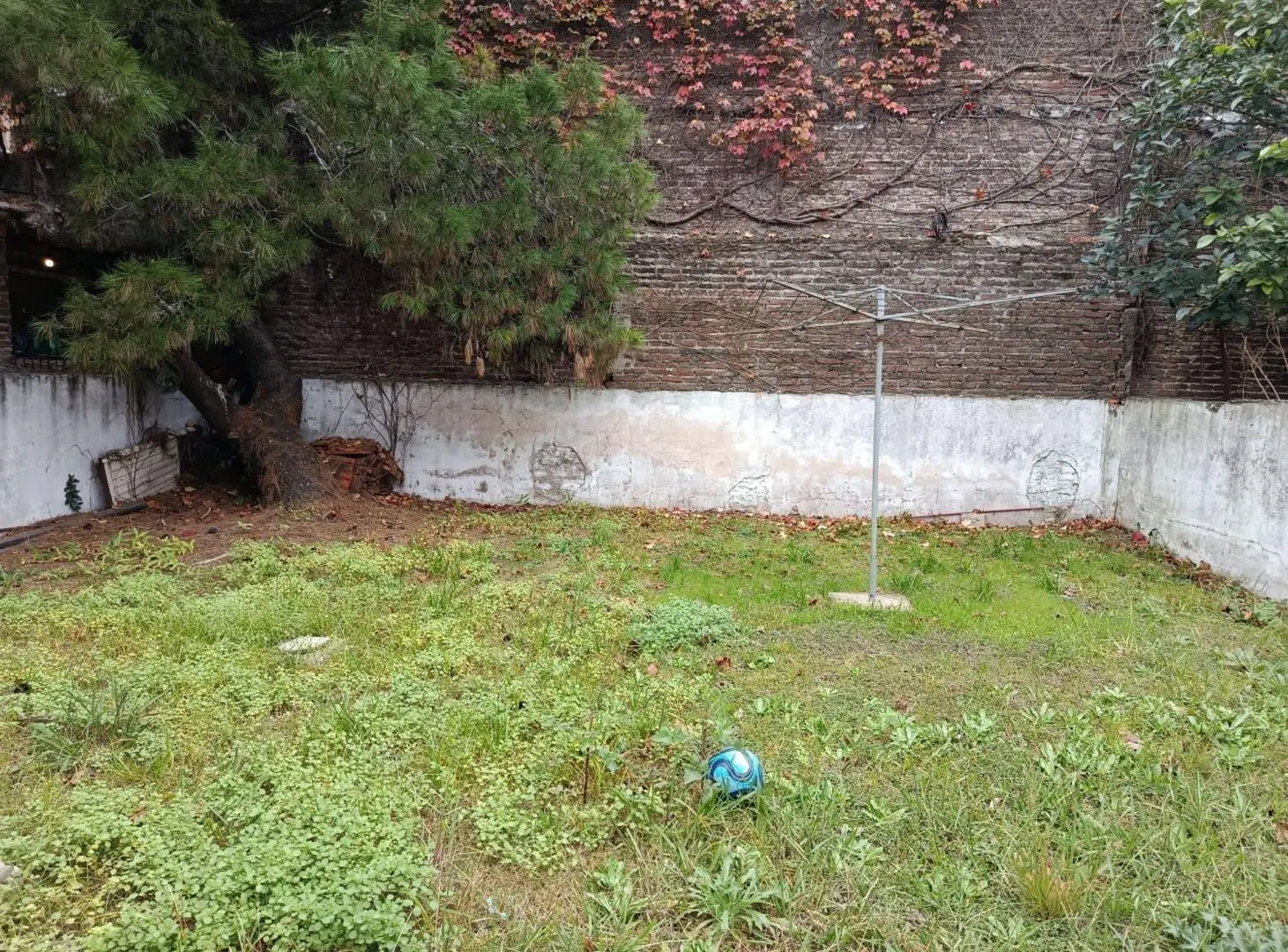 VENTA CASA 3 AMB. + DEPTO. 2 AMB A REFACCIONAR! 5