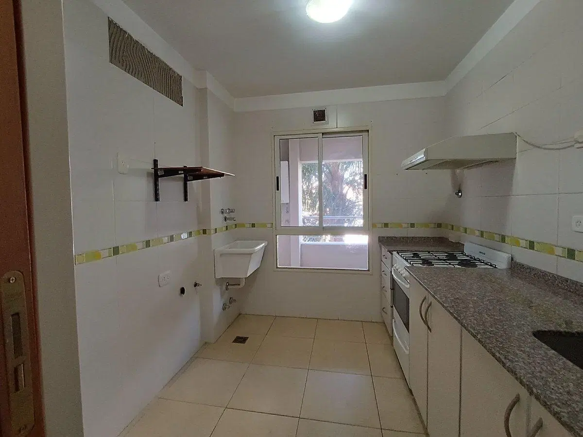 Departamento monoambiente en alquiler en Ballester 5