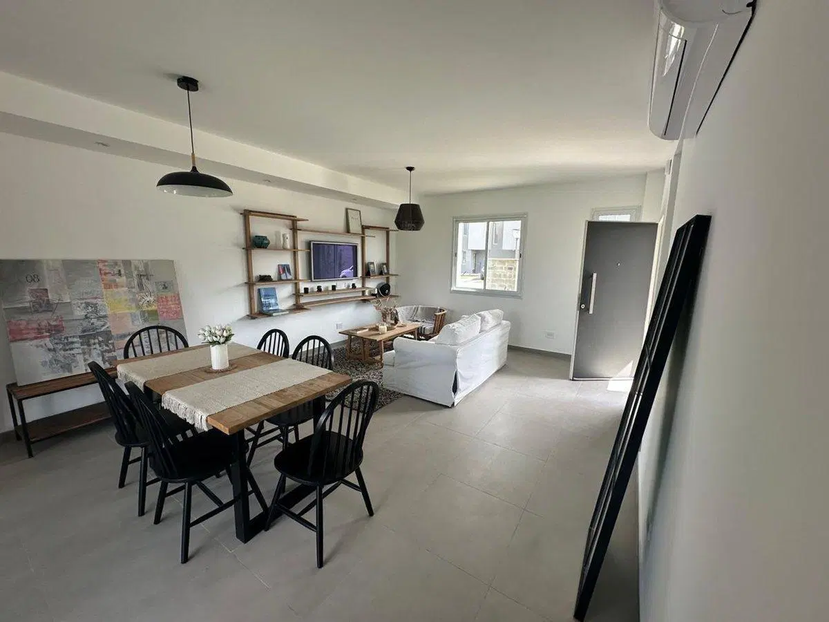 CASA DUPLEX EN VENTA DECS TORTUGAS BAJAS EXPENSAS 3