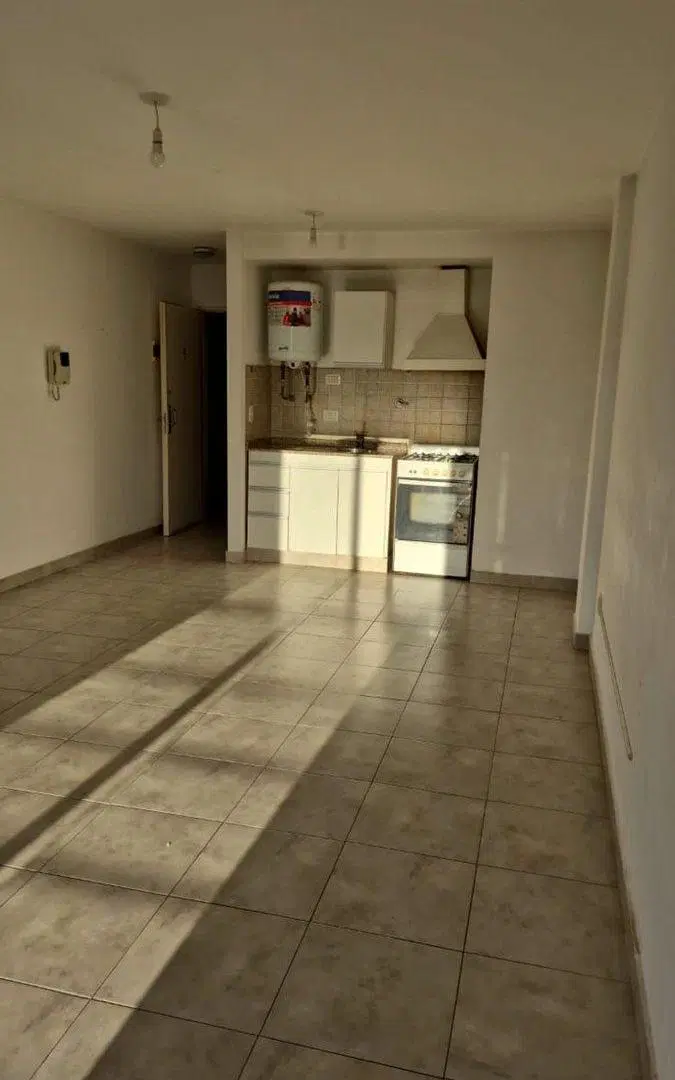 DEPTO MONOAMBIENTE EN VENTA EN MORÓN 2