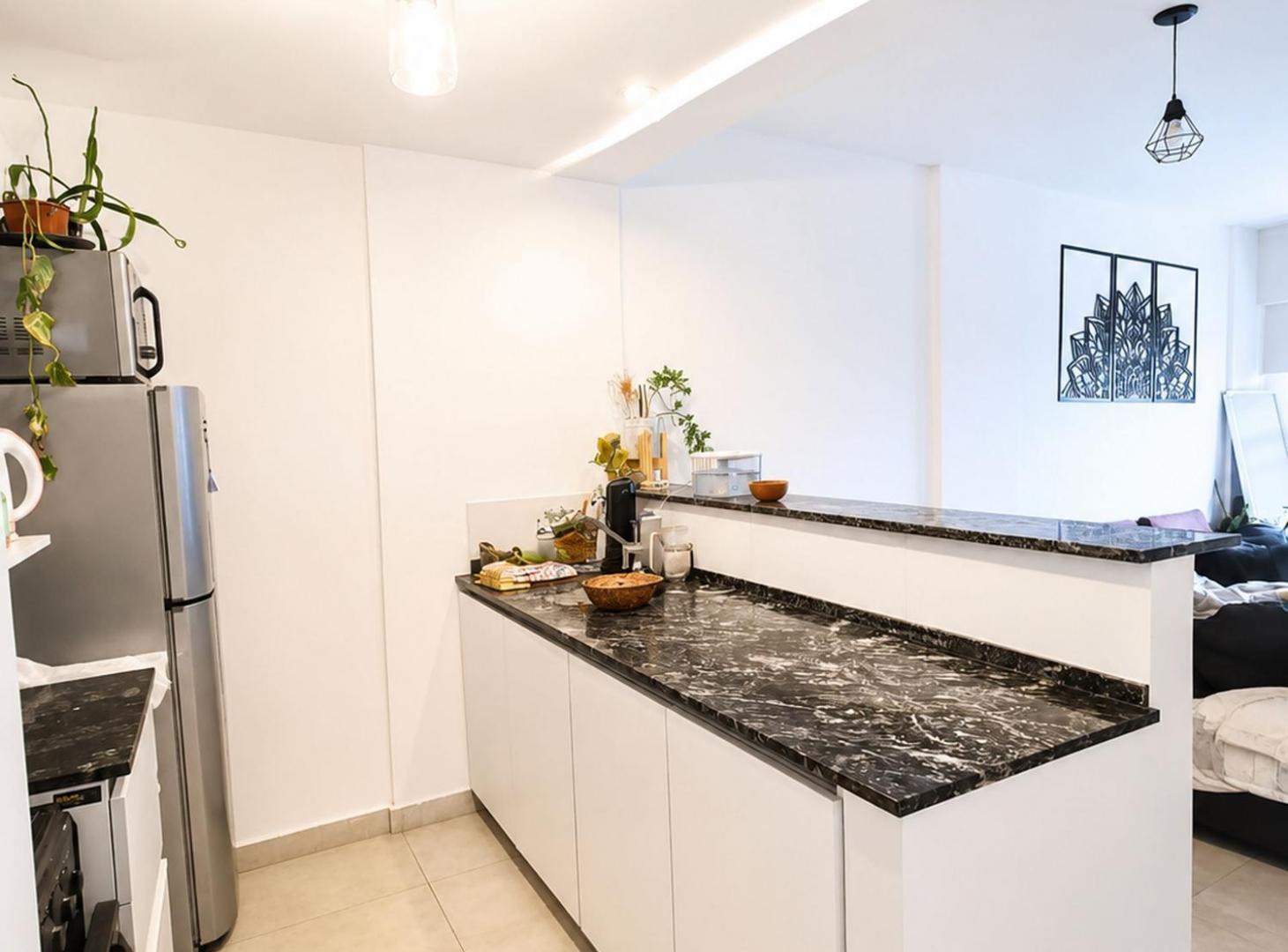 Foto de DEPTO 2 Ambientes EN VENTA en LANUS al Frente, imagen 2