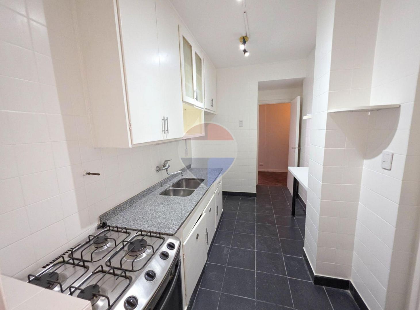 Foto de VENTA - SEMIPISO 3 AMB CON DEP Y BALCÓN - RECOLETA, imagen 4