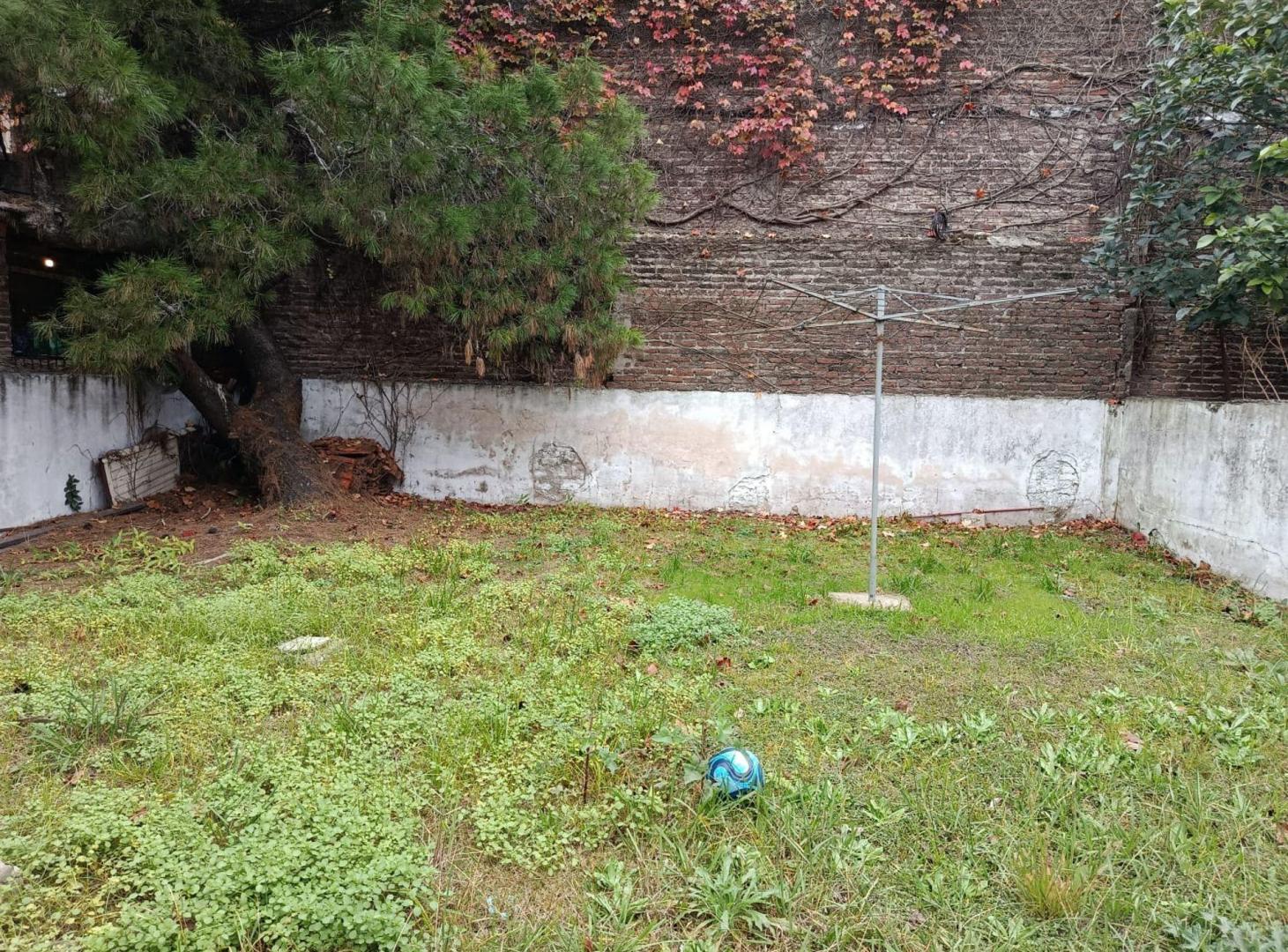 Foto de VENTA CASA 3 AMB. + DEPTO. 2 AMB A REFACCIONAR!, imagen 5