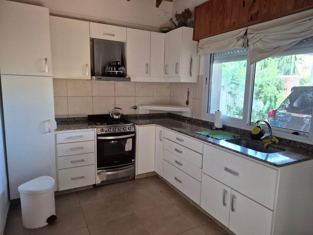 Foto de CASA EN VENTA EN CAPILLA DEL SEÑOR CON PILETA., imagen 3