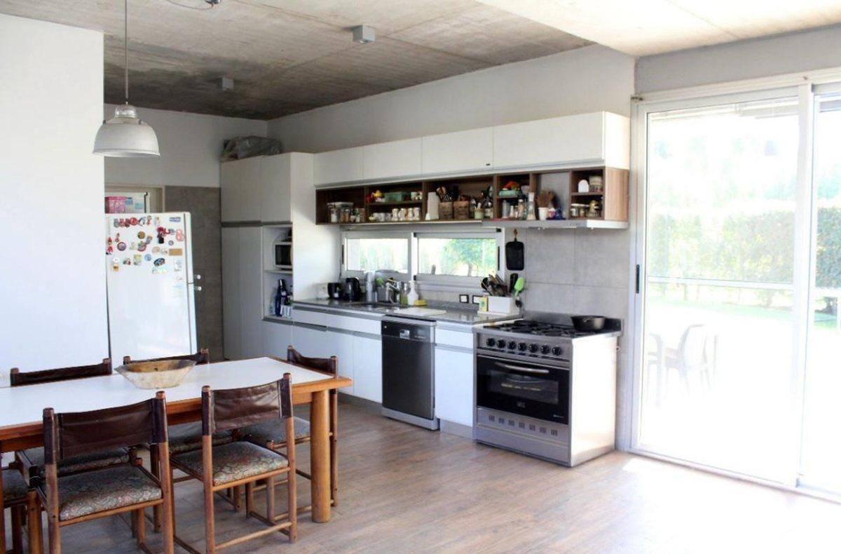 Foto de CASA EN VENTA EN SAN ISIDRO LABRADOR VISTA AL RIO, imagen 4