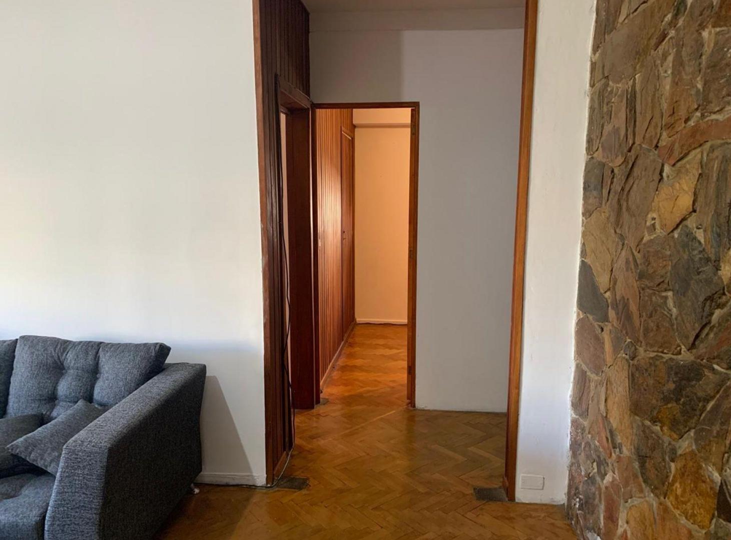 Foto de DEPTO 3 AMB EN VENTA EN ACASUSO C/BALCÓN, imagen 1