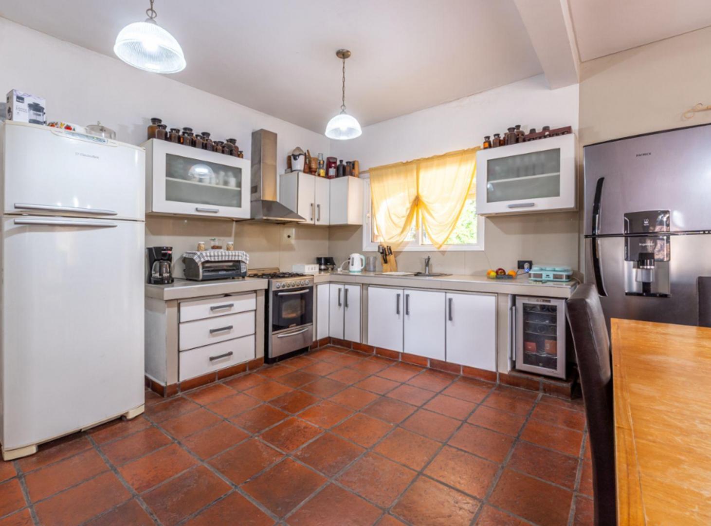 Foto de CASA EN VENTA EN JARDINES DE ESCOBAR C/PILETA, imagen 1