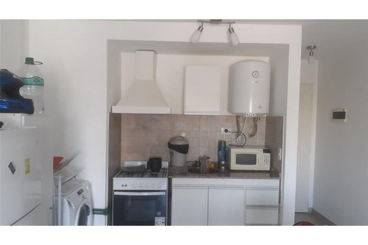 Foto de VENTA DEPARTAMENTO MORON MONO AMBIENTE., imagen 1