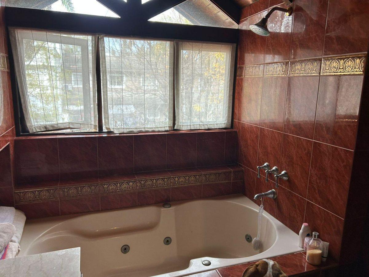 Foto de Casa 4 amb VENTA en Ituzaingó C/parque y pileta, imagen 4