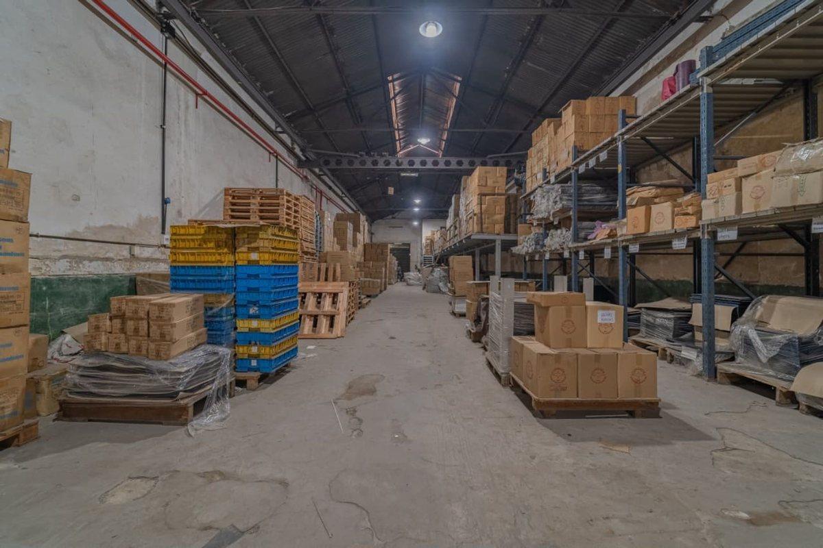 Foto de UNICO EN CABA 3 DEPOSITOS / TERRENOS unificados, imagen 5