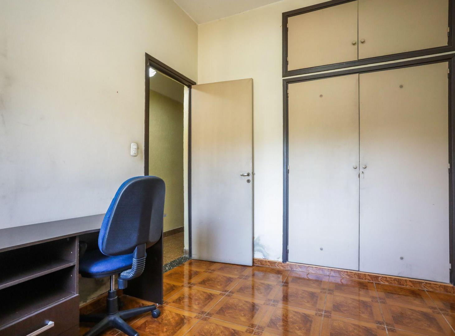 Foto de Casa 4 amb con lote amplio, quincho y cochera, imagen 2