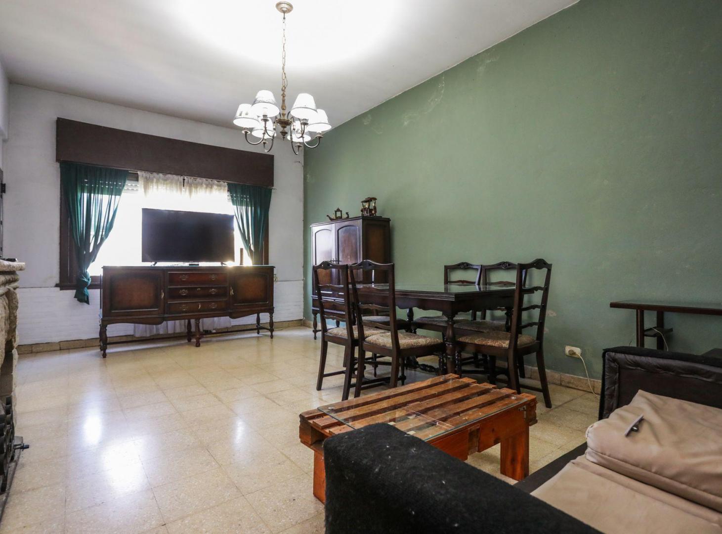 Foto de Casa 4 amb con lote amplio, quincho y cochera, imagen 5