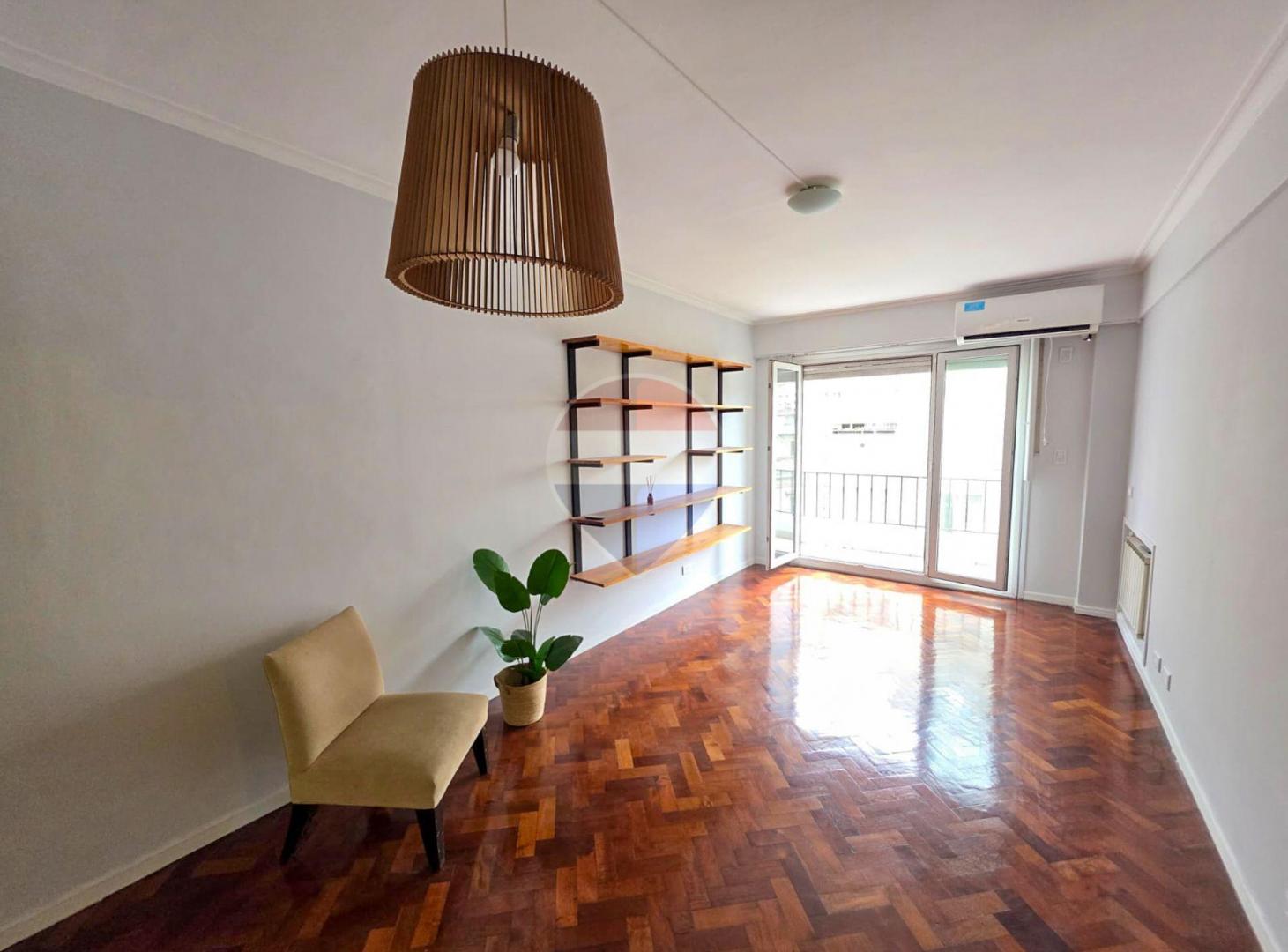 Foto de VENTA - SEMIPISO 3 AMB CON DEP Y BALCÓN - RECOLETA, imagen 3