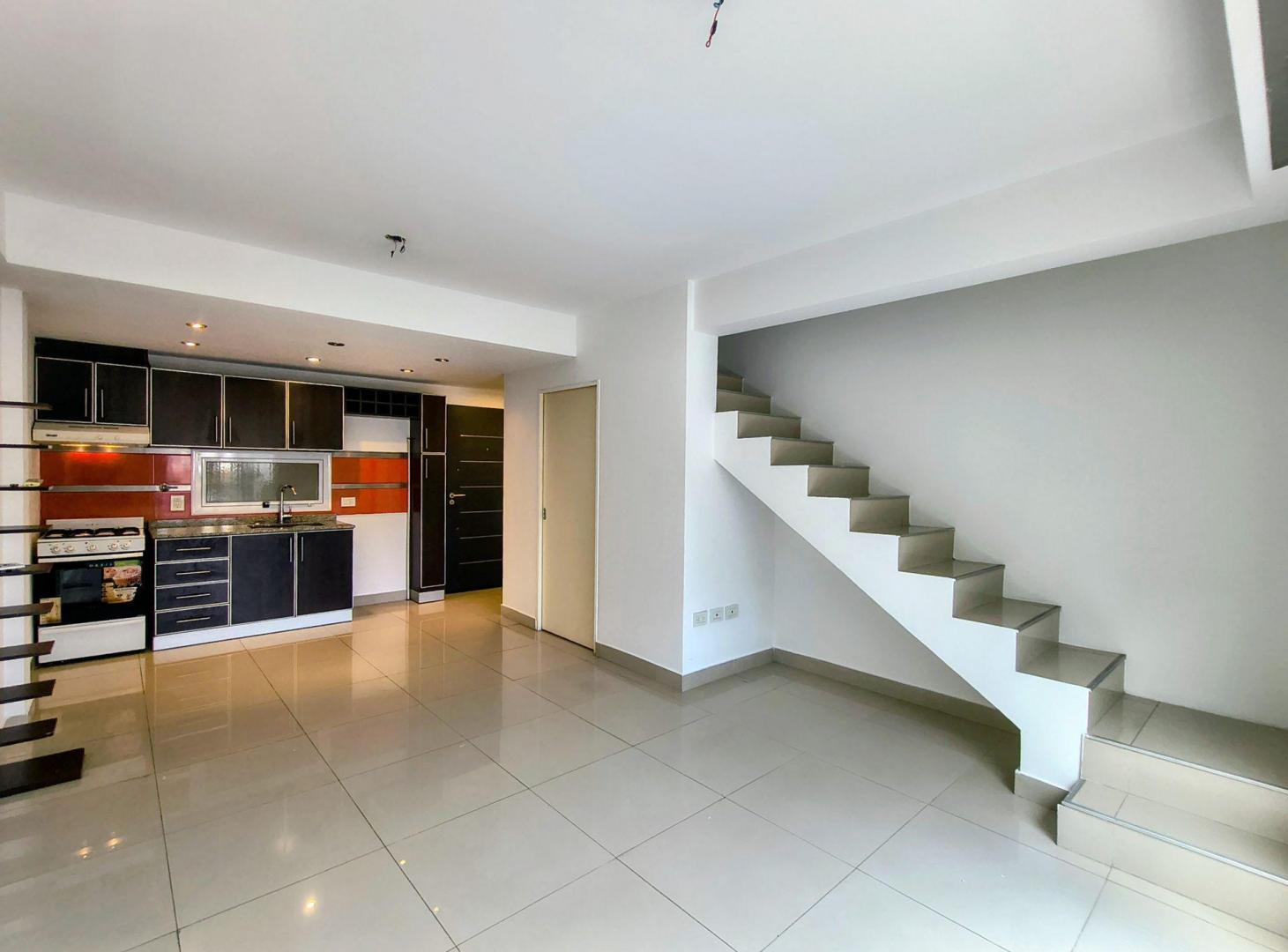 Foto de Depto 2 amb en Venta con patio Villa Pueyrredon, imagen 3