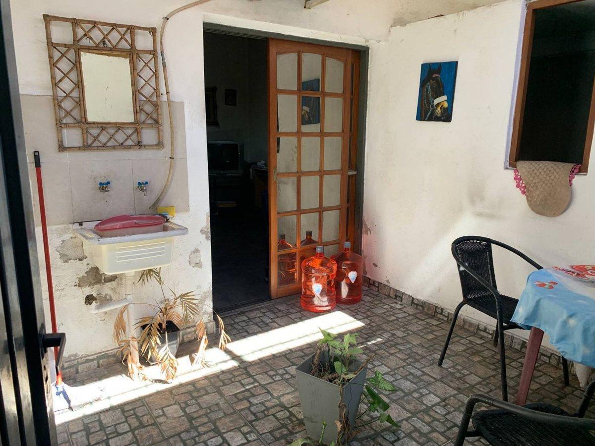 Foto de CASA MULTIFAMILIAR EN VENTA EN MATANZA C/LOCAL, imagen 2