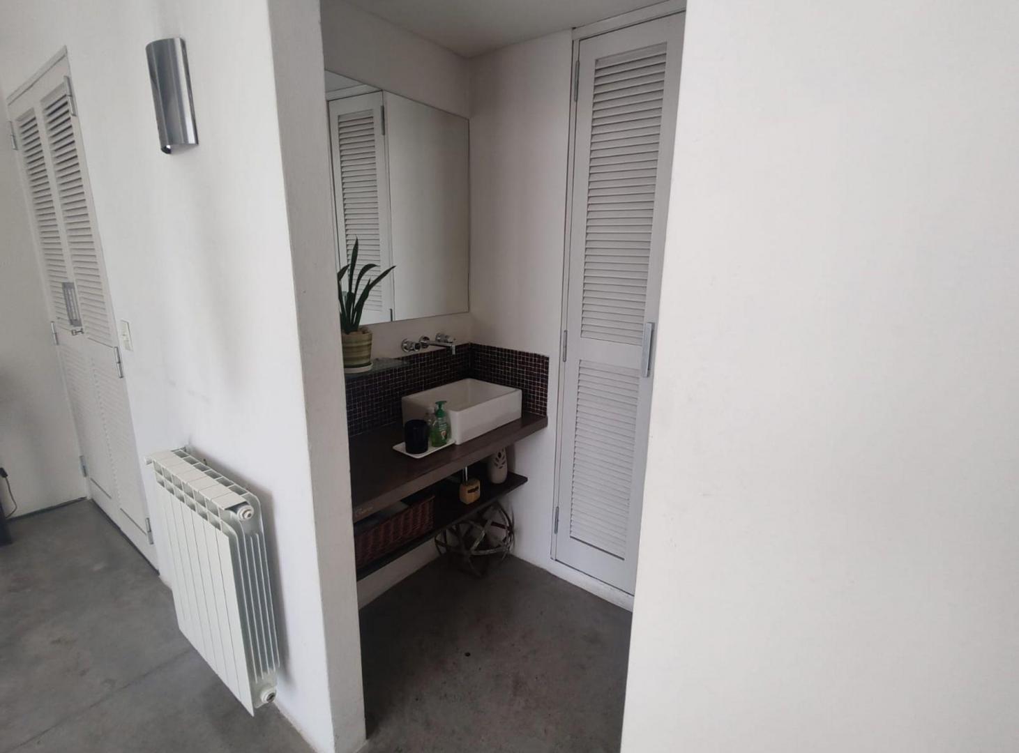 Foto de VENTA DEPTO DOS AMB EN PALERMO COCHERA PILETA, imagen 2