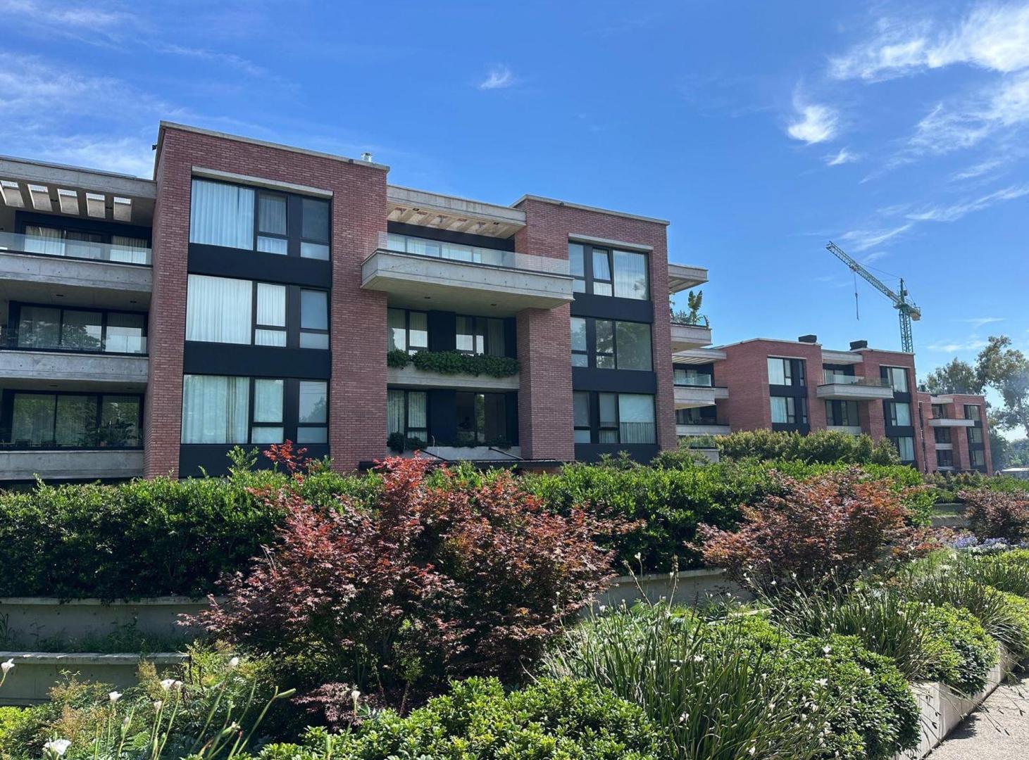 Foto de Departamento 4 amb en Venta en Urbana Las Lomas, imagen 1