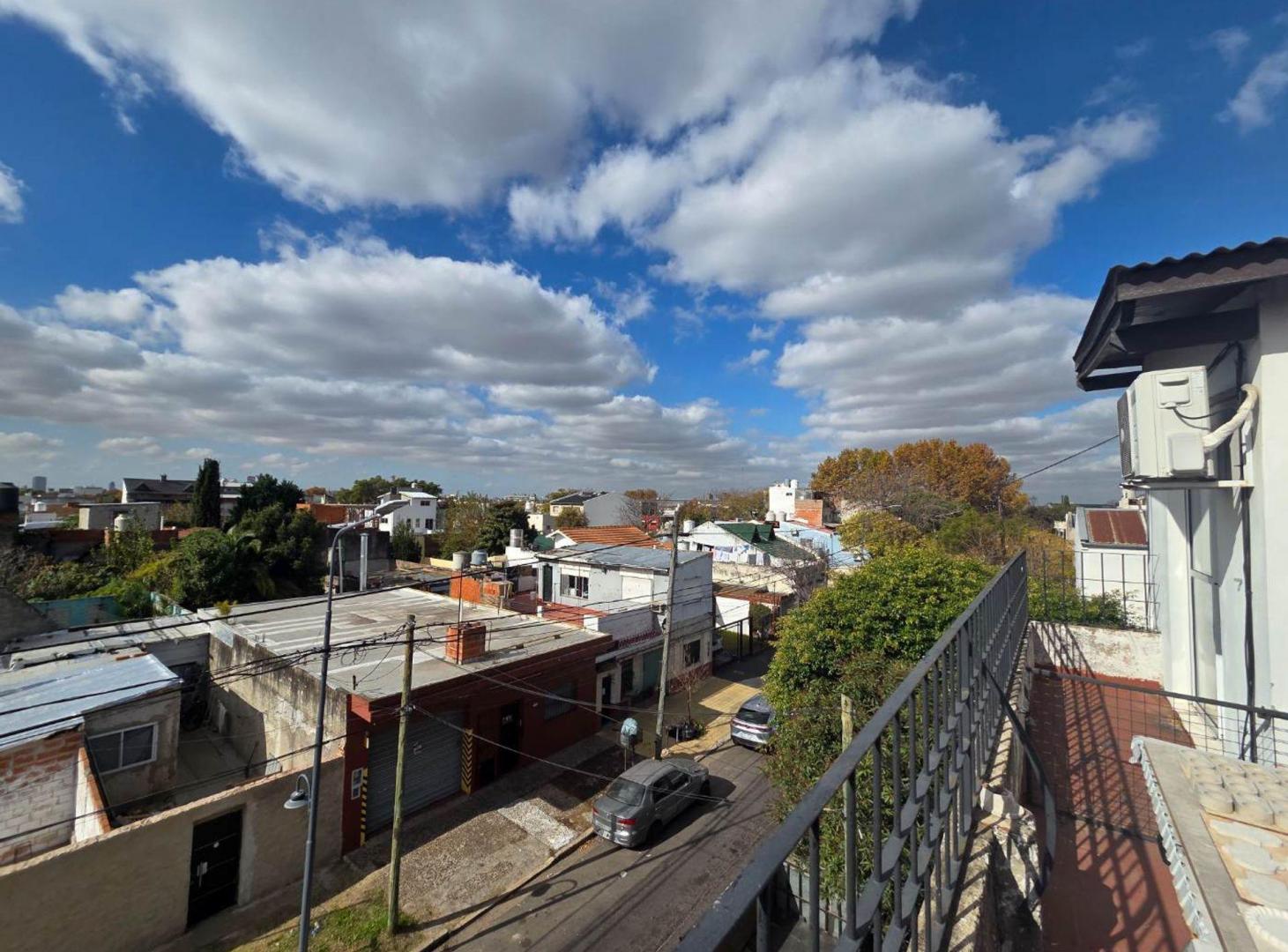Foto de PH CON TERRAZA A REFACCIONAR / VILLA MARTELLI, imagen 2