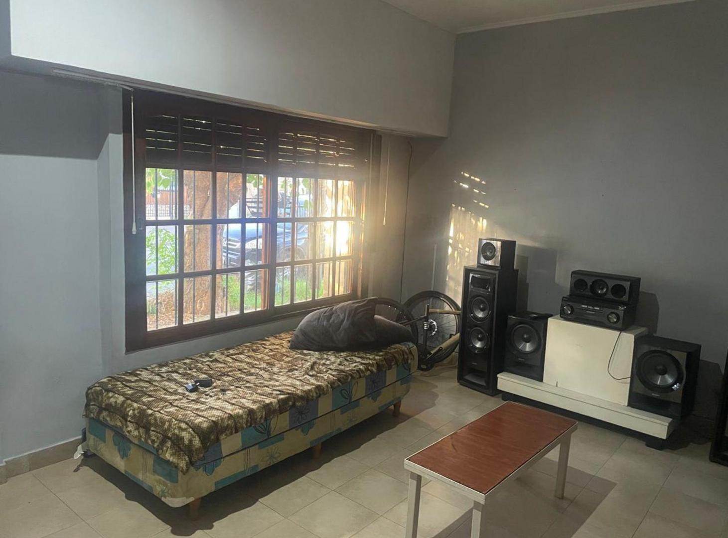 Foto de CASA PH 3 AMB EN VENTA EN HAEDO, imagen 4