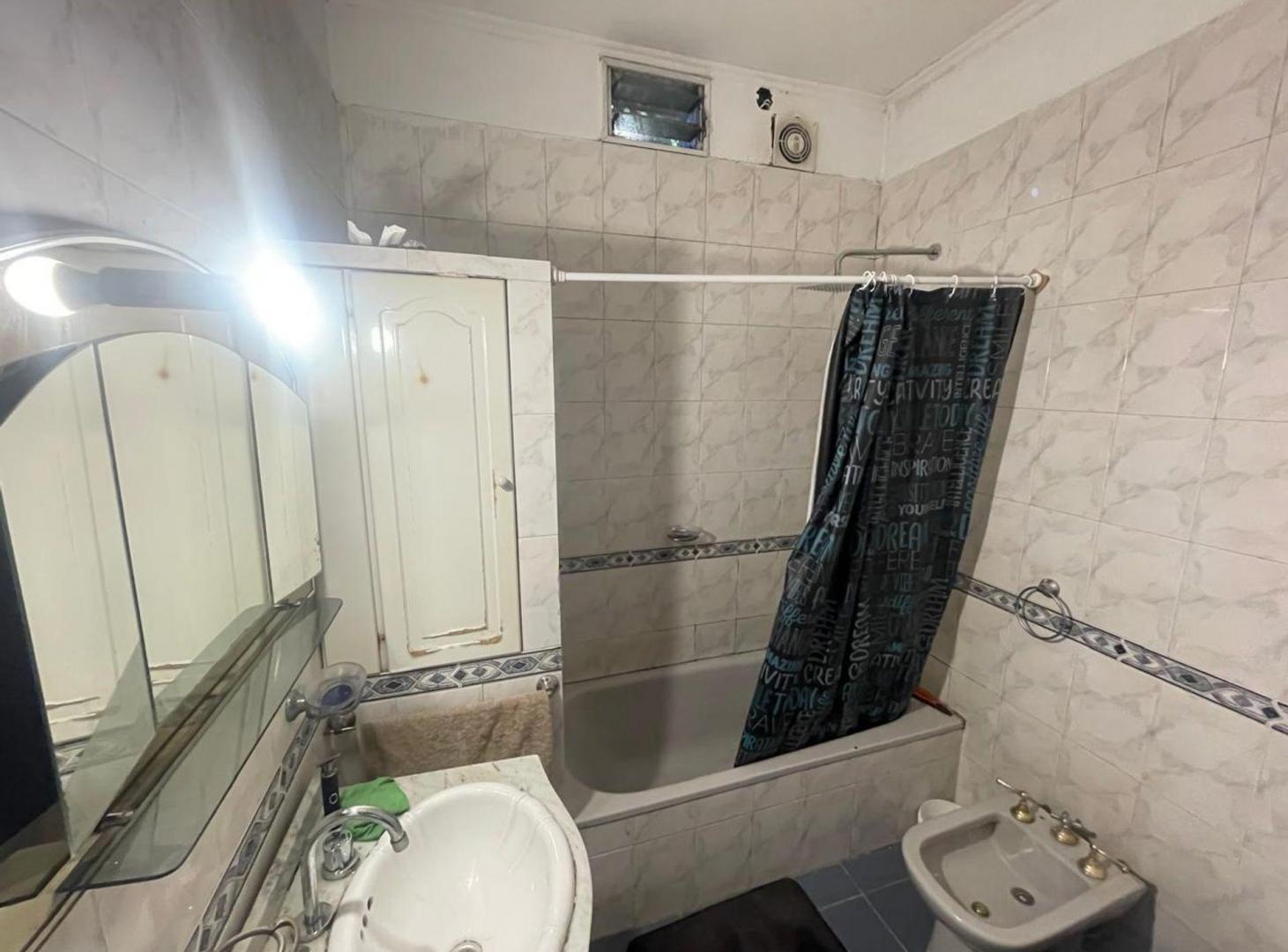 Foto de CASA PH 3 AMB EN VENTA EN HAEDO, imagen 3