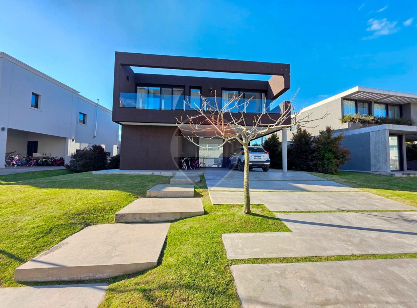 Foto de VENTA CASA 5 AMB C/ PILETA - LOS CASTAÑOS NORDELTA, imagen 4