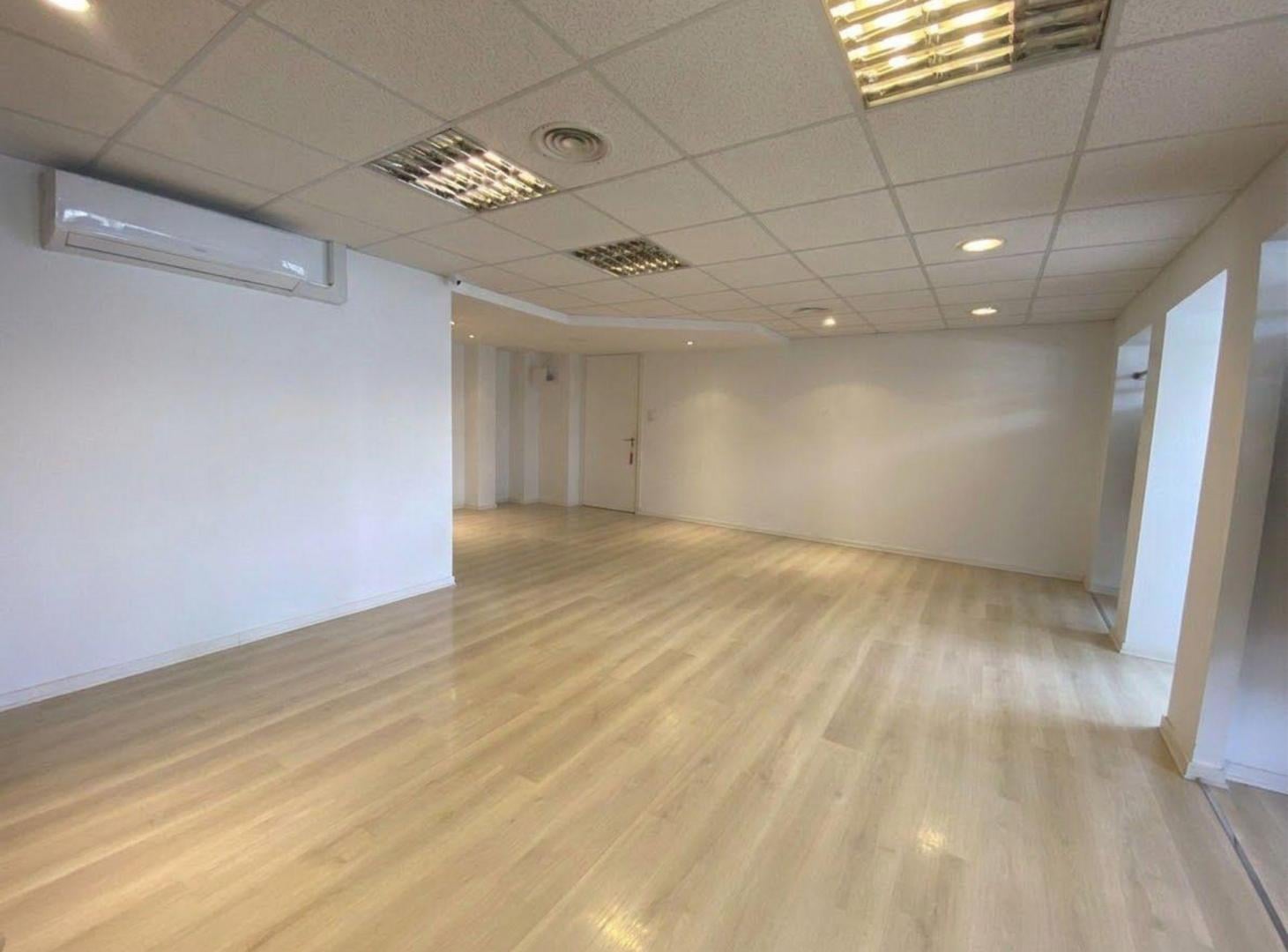 Foto de VENTA OFICINA, CON 2 COCHERAS, NORDELTA, FINANCIA, imagen 3