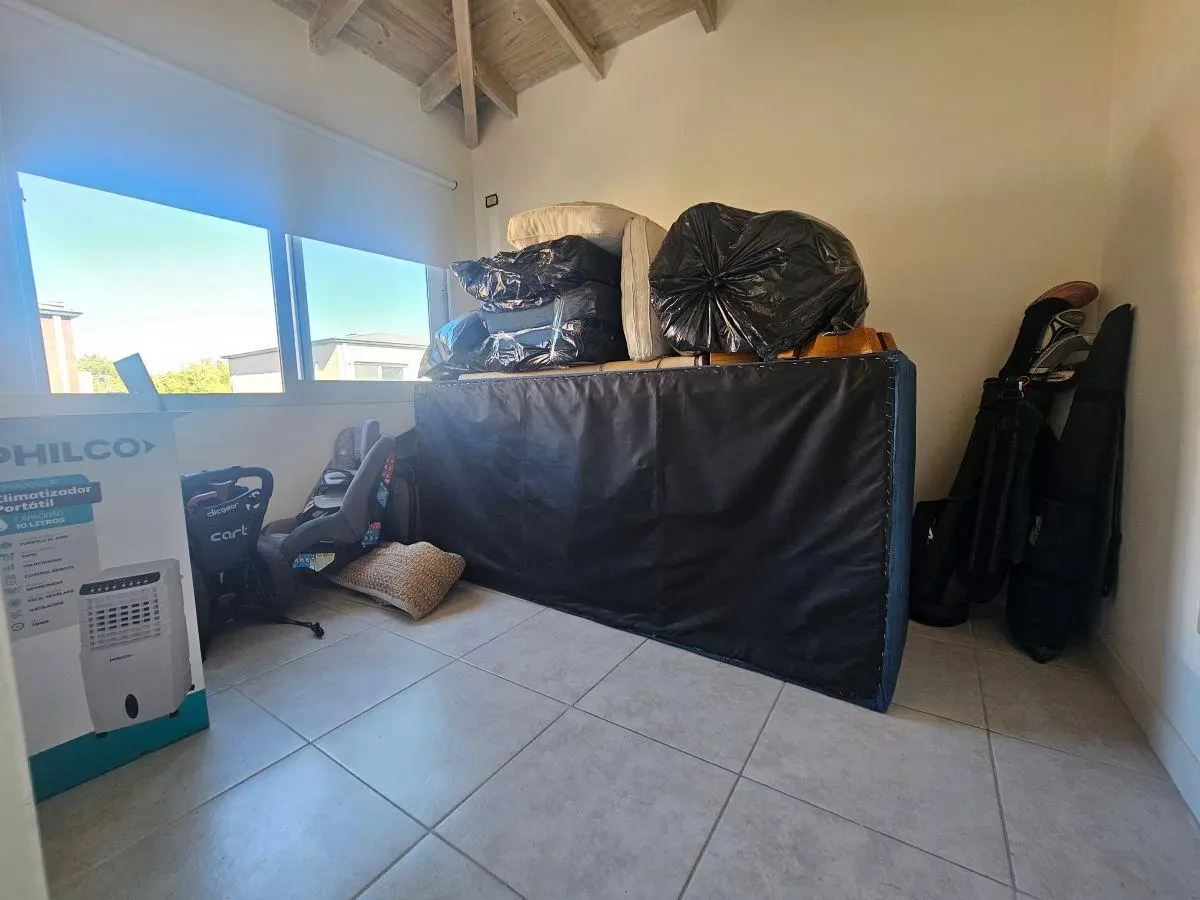 Venta Triplex en Barrio Privado La Esquina- Lomas de San Isidro 3