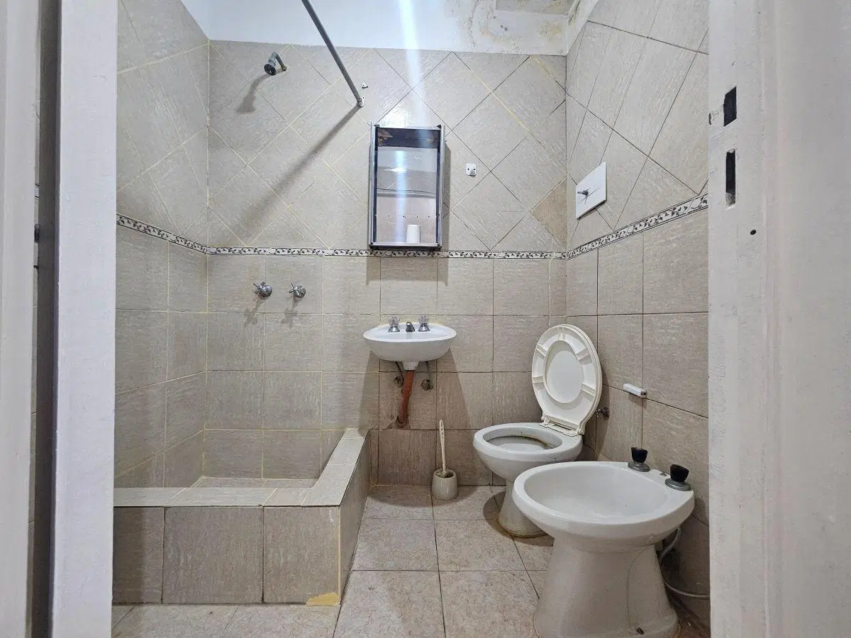 Excelente Oportunidad! Impecable y Luminoso Monoambiente en Piso 14 – Balvanera 3