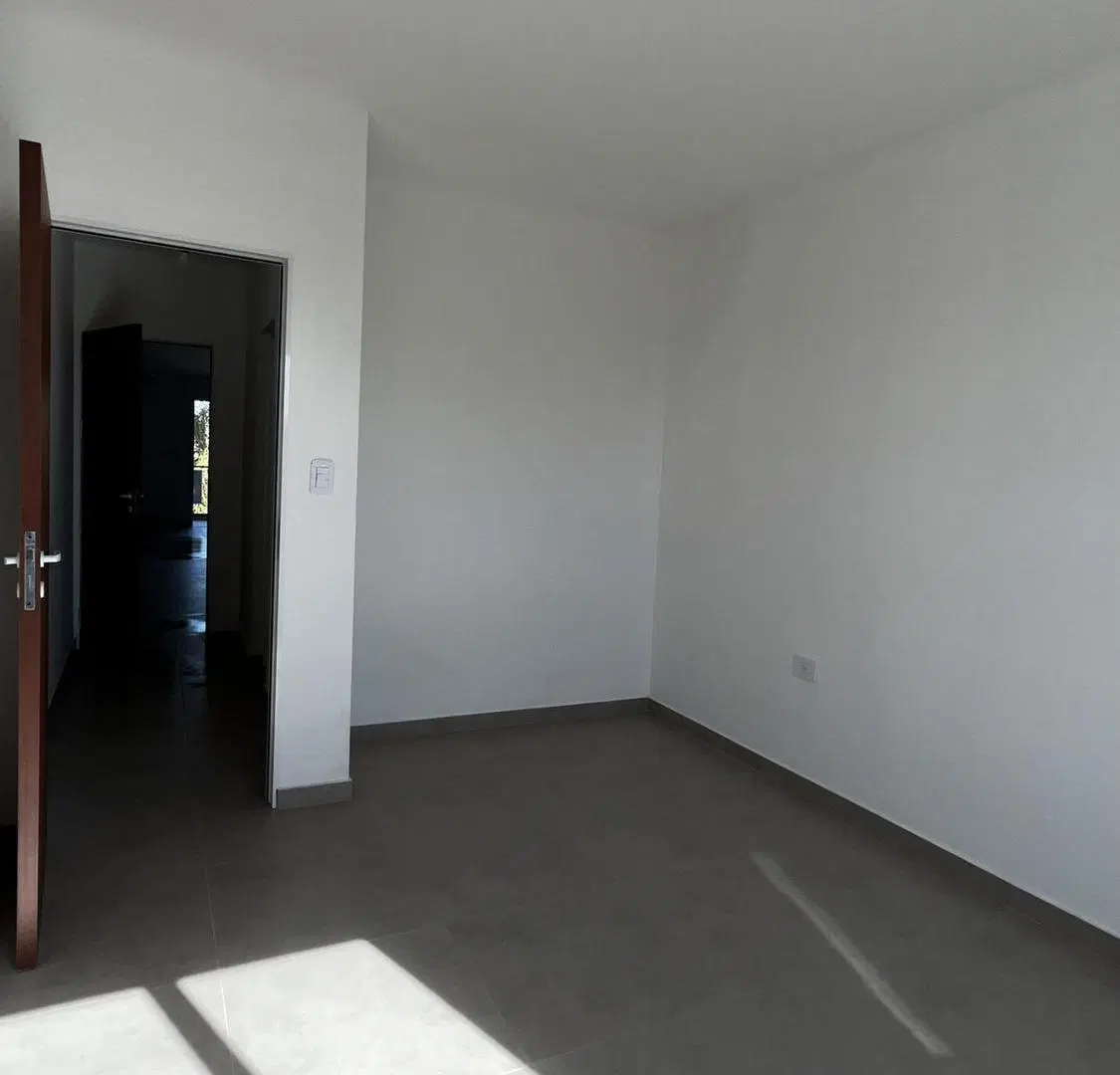 Excelentes departamentos con buena luminosidad a 100 ms de la Costanera de Santo Tome 5