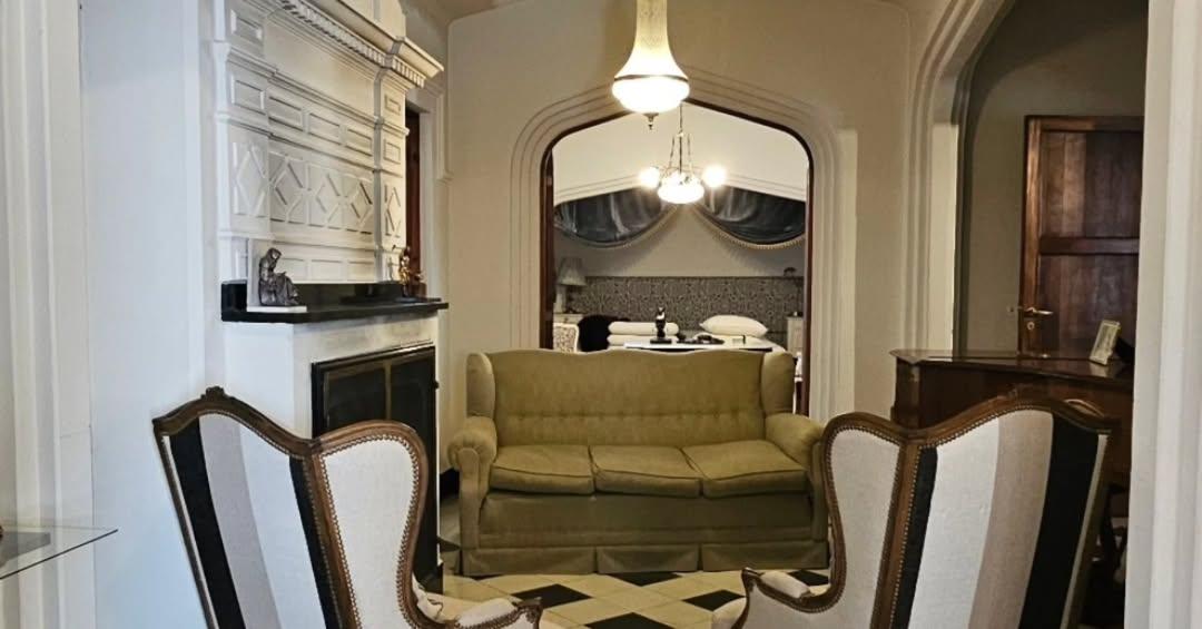 Av Alem Vendemos Hermosa Casa 4