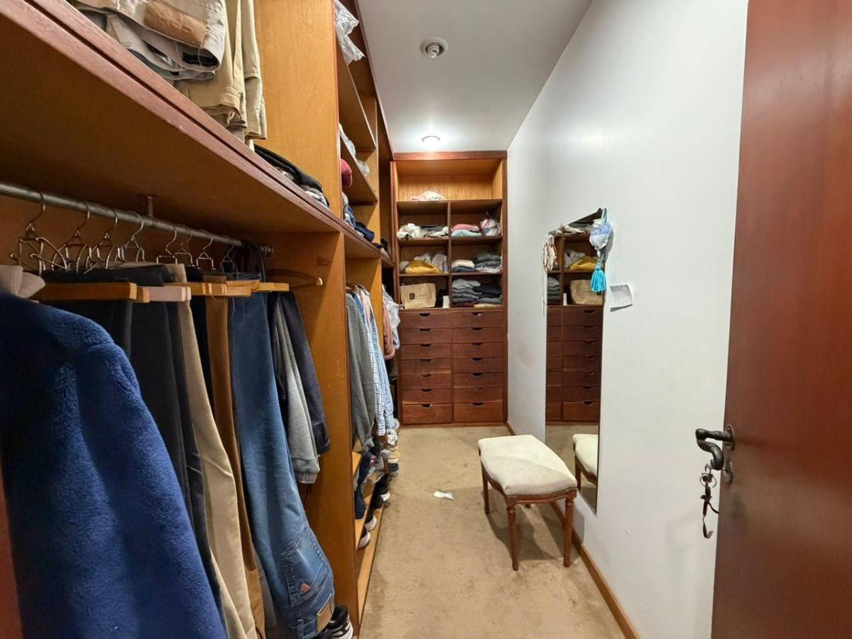 Foto de IMPECABLE CASA EN PALIHUE, imagen 5